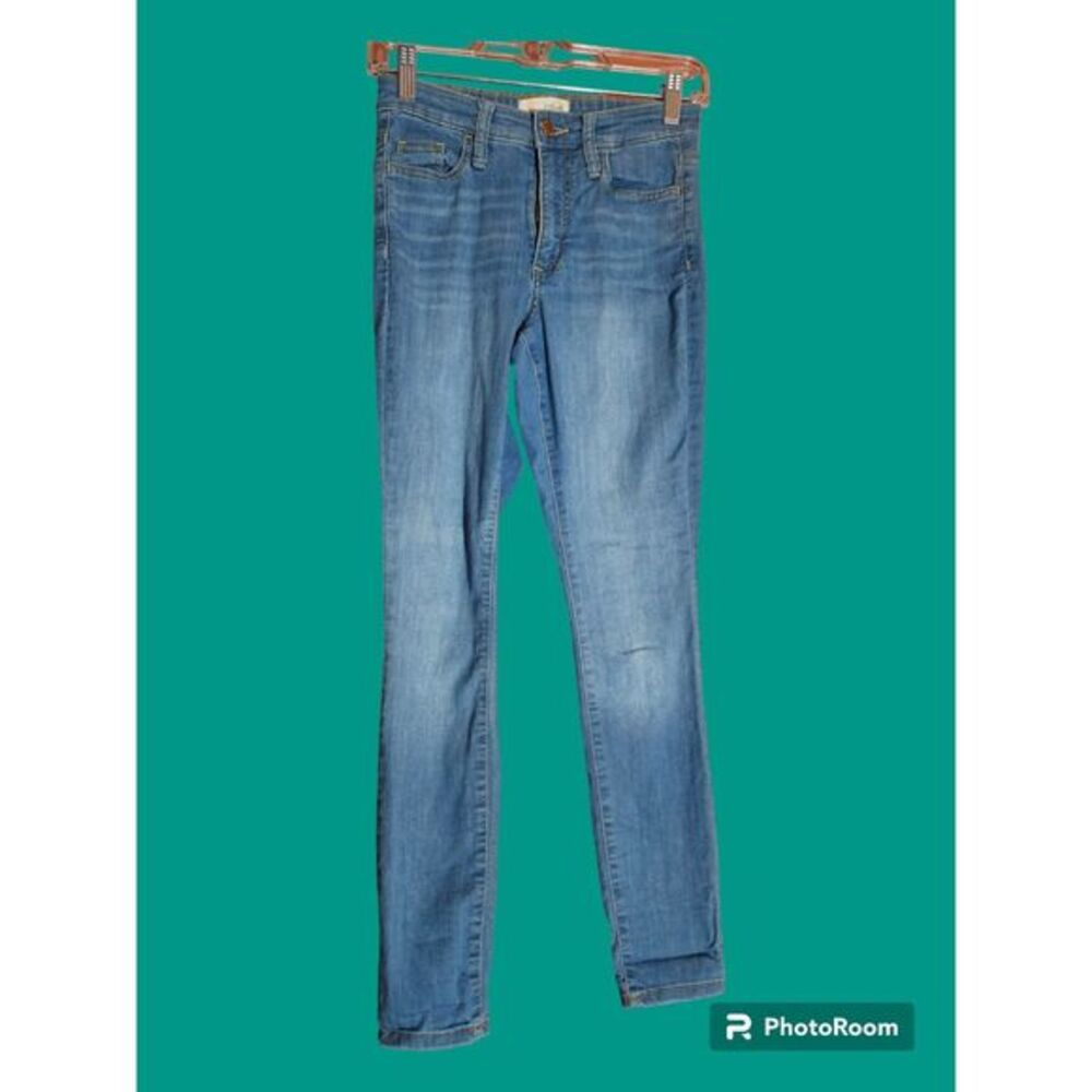 Universal Threads High Rise Skinny Size 00/24R (Z29)‎